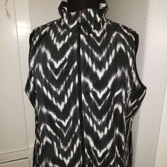 French Laundry 3x zipup black & white vest pockets - Picture 8 of 16